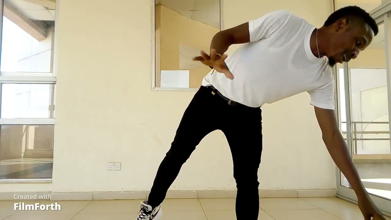 Alifatiq denkete ... dance challenge by toto boy