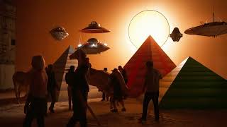 Mercedes-Maybach x David LaChapelle: Welkom bij Beyond