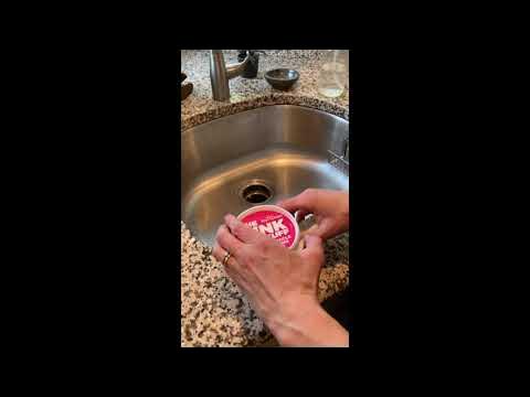 I Cleaned My Tiny Bathroom Using Only The Pink Stuff! / Pink Stuff