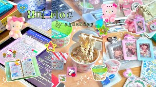 uni vlog˚🖇🎧📓✧ study with me, journaling, hello kitty cup noodle, photocard decoration (ft. jungkook)