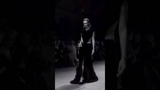 MODEL DREAM 💔🔥 #modeling #fashionweek #runway #catwalk #modelwalk #model #fashionshow #modellife