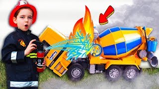 Бетоновоз Bruder загорелся На помощь приехала пожарная машина Играем в пожарных | Toys 2 Boys
