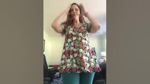 How to Style Your LuLaRoe Perfect Tee