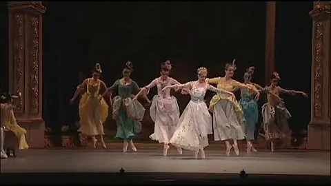 Interview with Artistic Director Stanton Welch abo...