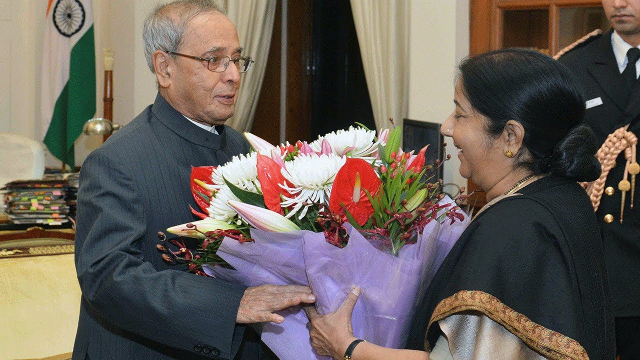 President Mukherjee receives greetings from VVIPs & Dignitaries on the occasion of his 80th Birthday