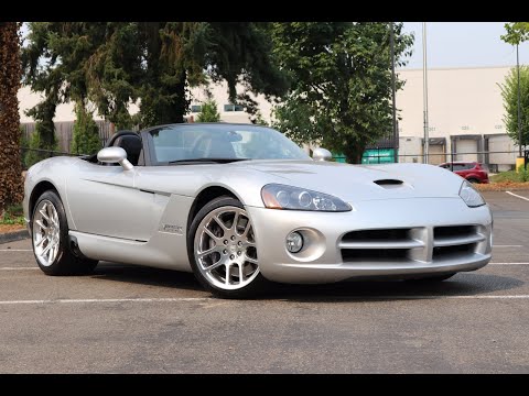 2003 Dodge Viper SRT-10 Info Review and Buyers Guide
