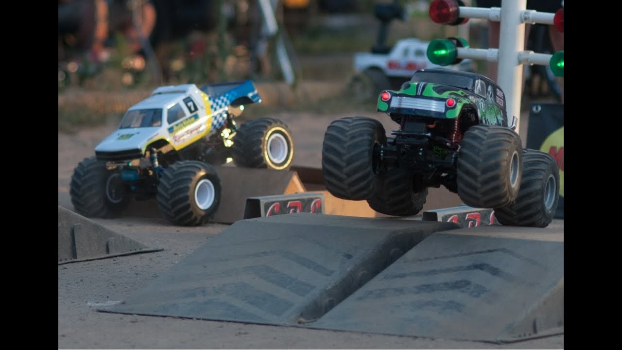 RCMTC 2020 Retro Renegades Battle of the Monster Trucks - Round 3