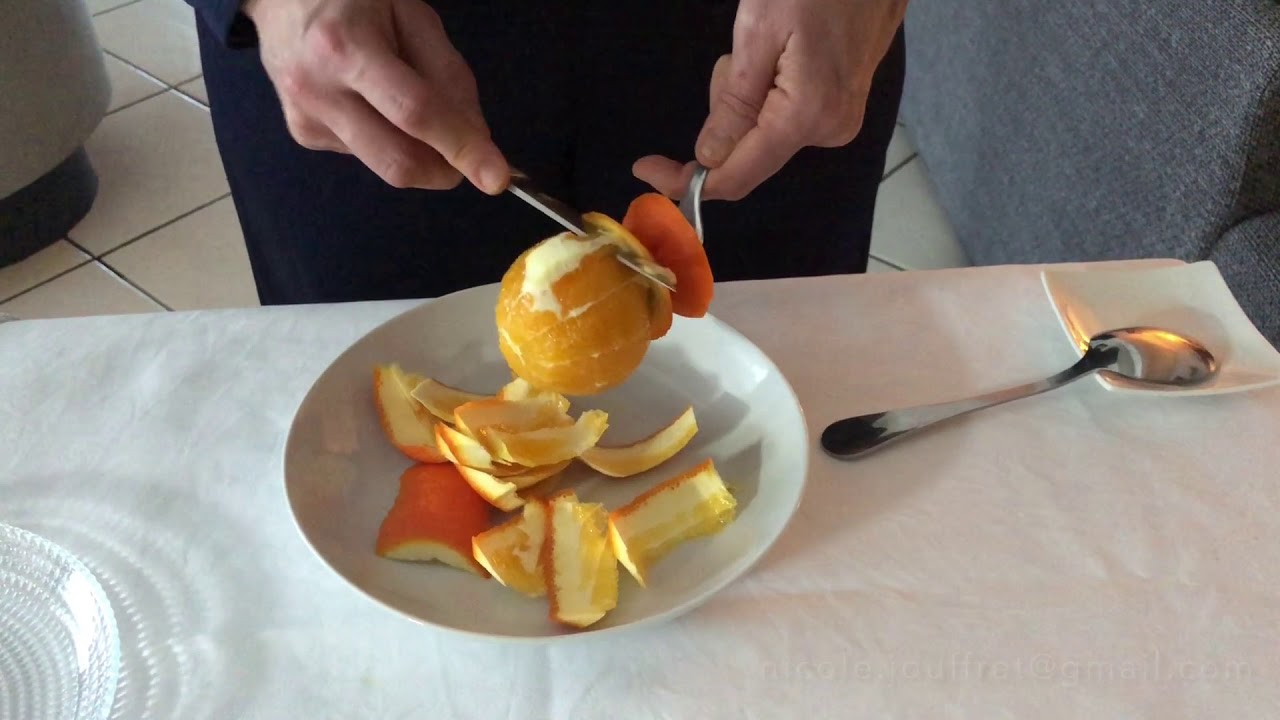 LA DÉCOUPE DE L'ORANGE EN SUPRÊME