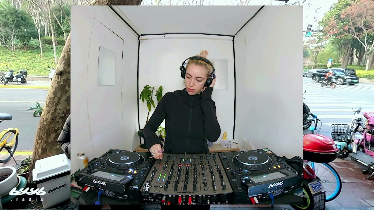 Bambi | byyb.radio - Feb. 02 / 2026