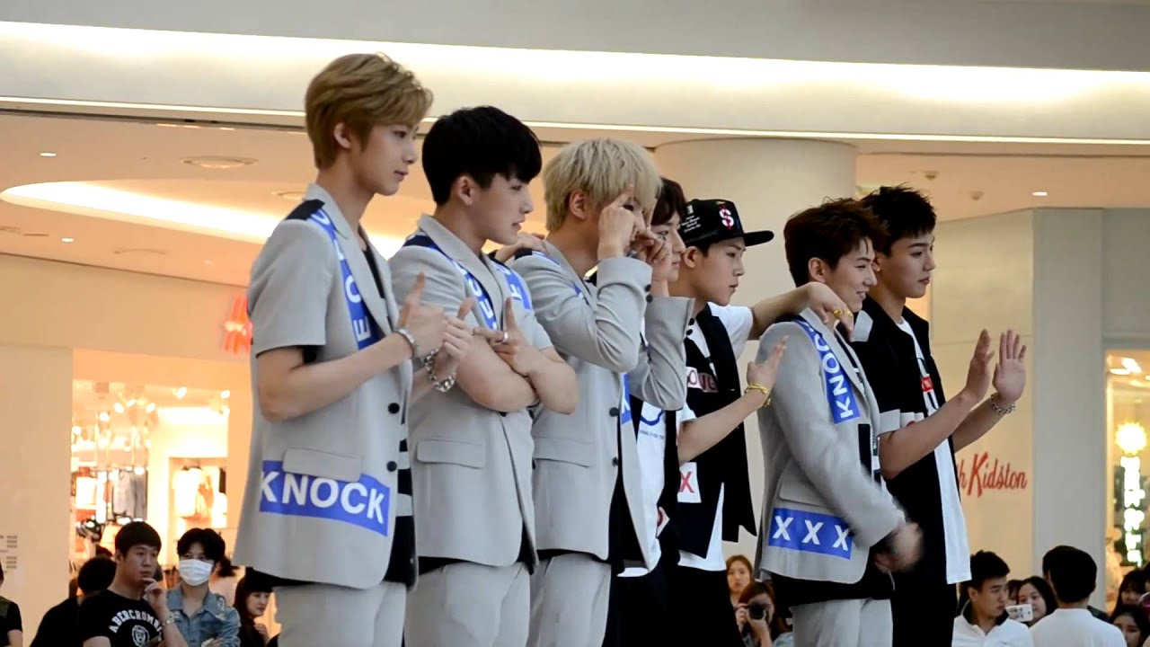 MONSTA X( 몬스타엑스) at Time Square performing Trespass(무단침입)