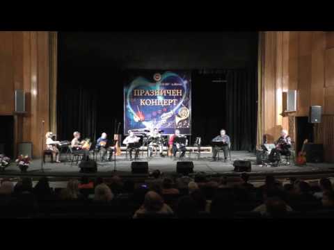 10 От планината слязла мома солист Нанси Колева 