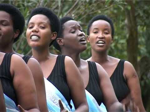 YESU ARAJE BY ABAKURIKIYEYESU FAMILY CHOIR COPYRIGHT RESERVED