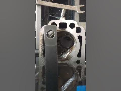 restoring engine head | Making it like a brand new cars engine head