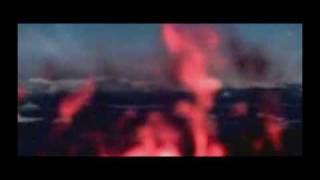 Flyleaf vs 30 Seconds to Mars (Mashup Video) Flyleaf vs 30 Seconds to Mars (Mashup Video)
