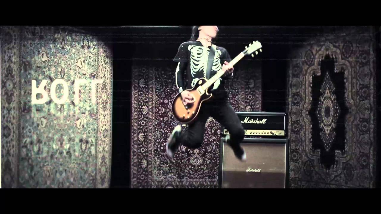 THE SLUT BANKS Official Website