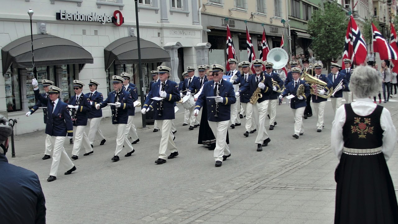 Reveljen med Hønefoss Ungdomskorps