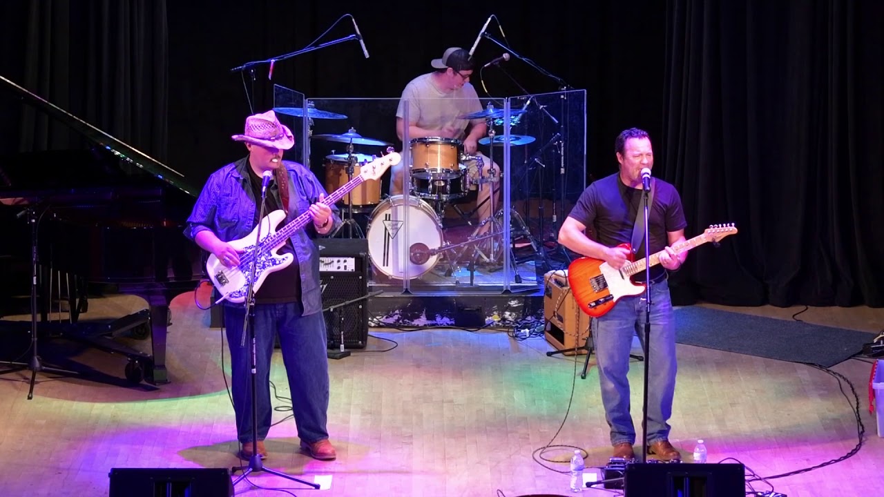 Chuck Elliott Band - Old Mexico