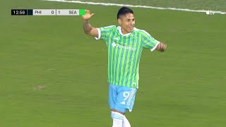 Incredible! Raul Ruidíaz Scores Stunning Midfield Goal Against Philadelphia!