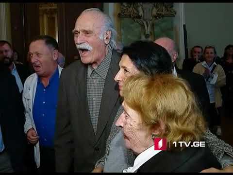 კახი კავსაძისა და „ქართული ხმების“ „მრავალჟამიერი“ სალომე ზურაბიშვილთან შეხვედრაზე