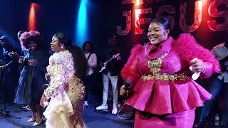 FEMME THAMAR FEAT SR.EUNICE MANYANGA concert LIVE AFRIQUE DU SUD