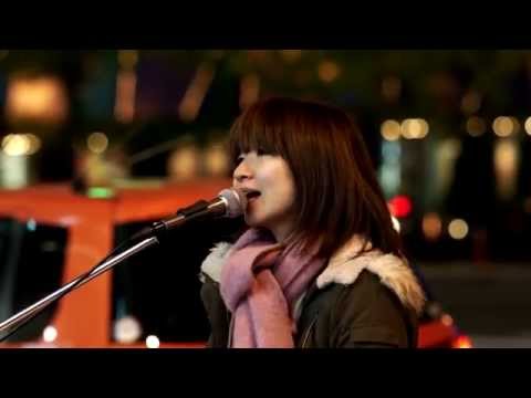 2011.11.27宮崎奈穂子さん路上ライブ＠大阪
