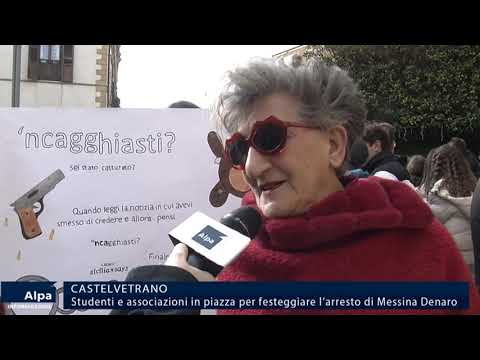 Studenti e associazioni in piazza a Castelvetrano per festeggiare l'arresto di Messina Denaro