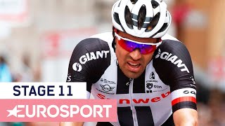 Tom Dumoulin Chases Simon Yates in Cobbled Finish | Giro d'Italia 2018 | Stage 11 Highlights