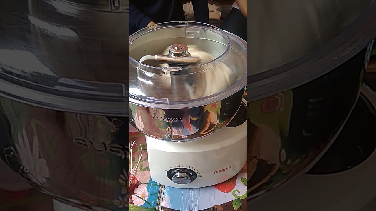 Membuat bakpau dengan mixer trurich