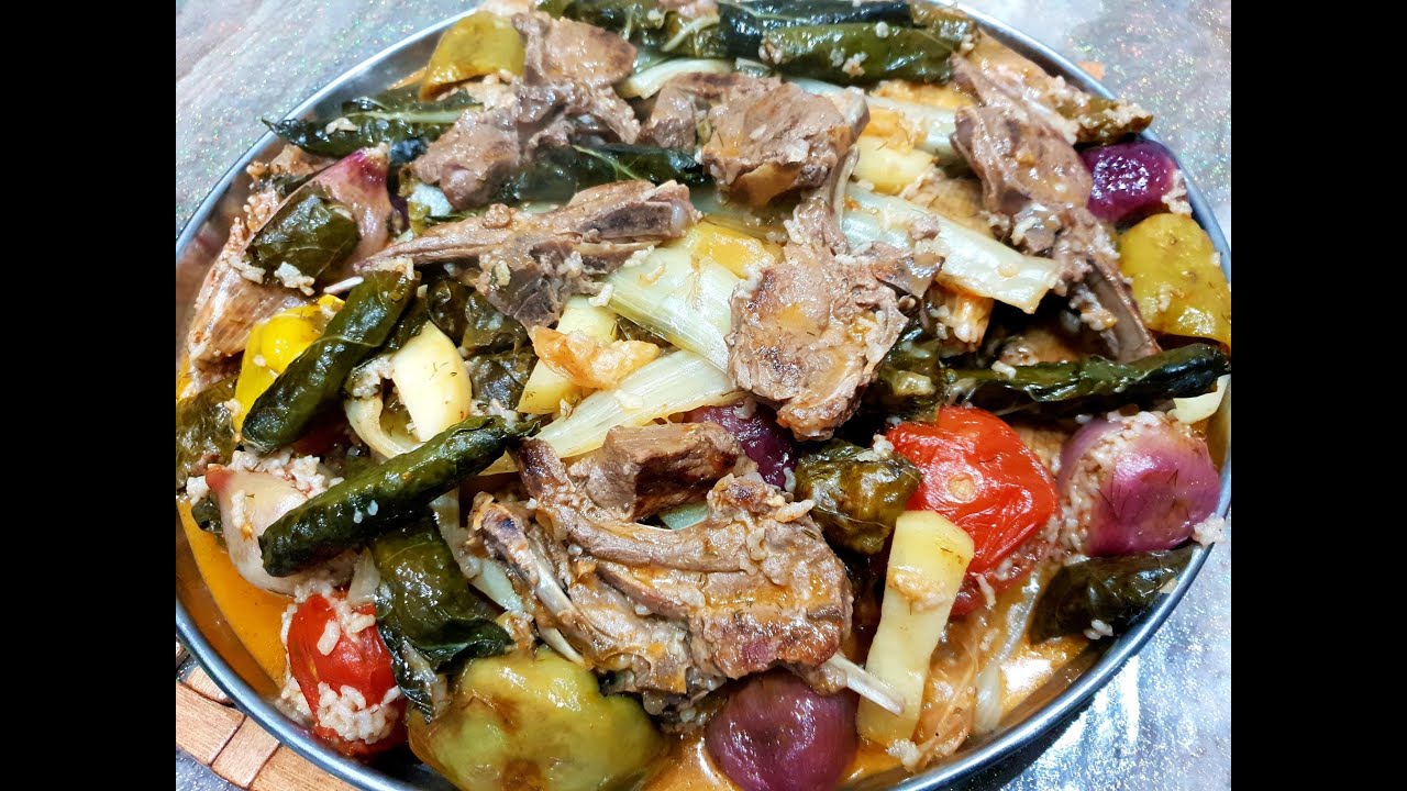 چونيه تى ئاماده كردنى ياپراخ 😋 (احلى دولمة في الكون)(مترجمة للعربية)