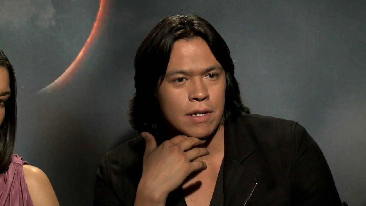 new twilight eclipse interview hd the wolf pack chaske spencer