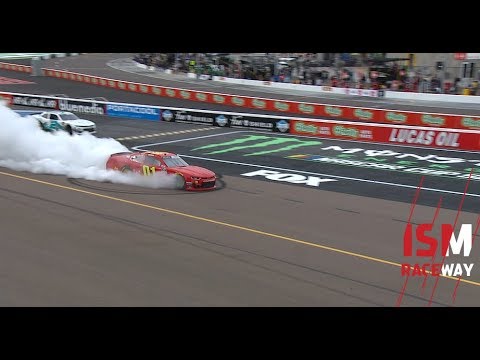 Bell, Allgaier caught up in cloud of smoke at Phoenix