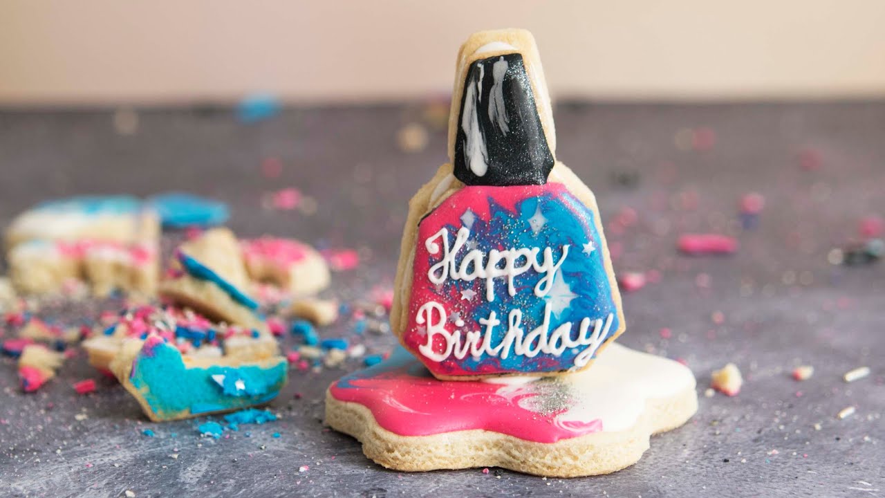 HAPPY BIRTHDAY PINATA COOKIE