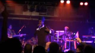 Sizzla(Live HQ)NOV2009-Jah Love/Really and Truly/Be strong-Live in Vernouillet 4