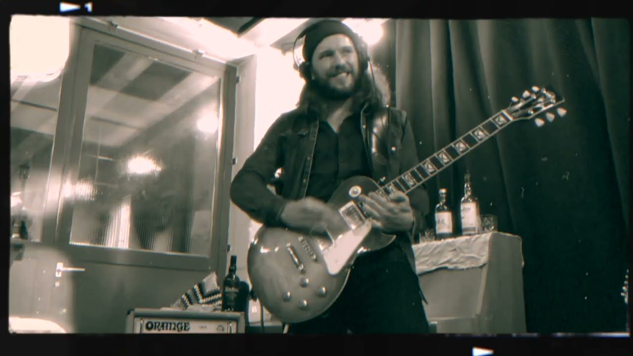 Watch Brainholz - Jam In E Flat Minor (Official) on YouTube Watch Brainholz - Jam In E Flat Minor (Official) on YouTube
