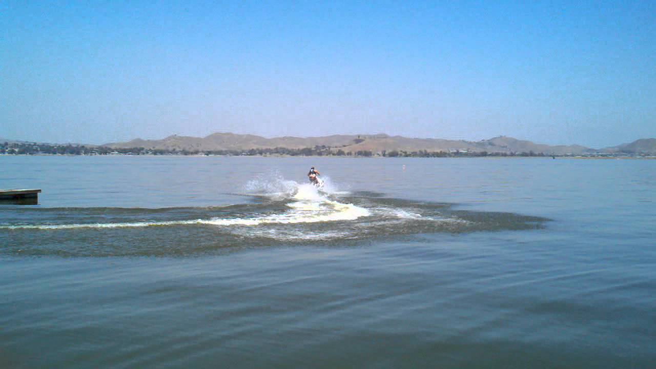 DIVING ON A JET SKI IN LAKE ELSINORE.by steven YouTube