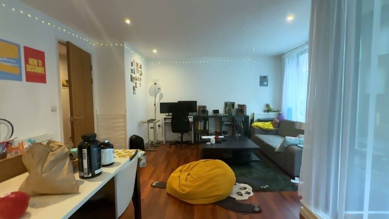 2 bedroom flat for Sale in Westland Place, Old Street, N1, London | Benham & Reeves