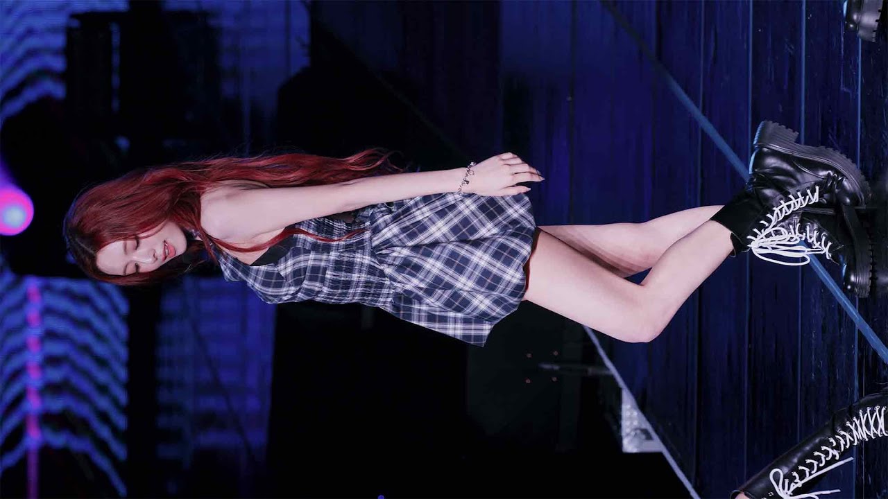 [8K] 250920 있지 유나 ITZY YUNA - Kiss & Tell 직캠 Fancam @ITZY THE 4TH FANMEETING