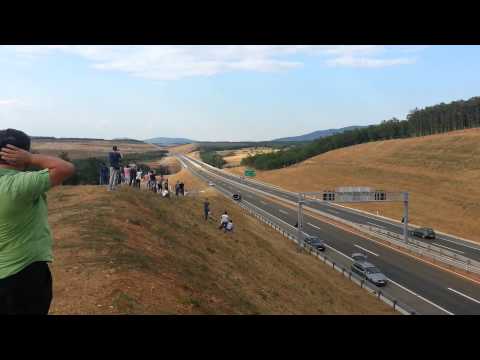 bmw-e36-v10-330-km/h-on-the-autobahn