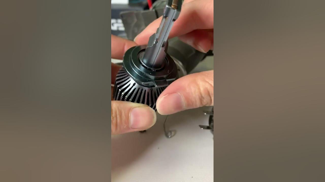 Do you know how to install the LED headlight H7 correctly? - YouTube