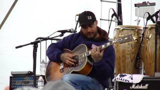 "Outside" by Aaron Lewis of Staind chords
