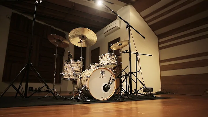 Sakae Trilogy Drum - Karel William playing with Ra...