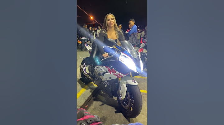 Mi amiga ama el sonido de la bmw s1000rr 😏 🔥