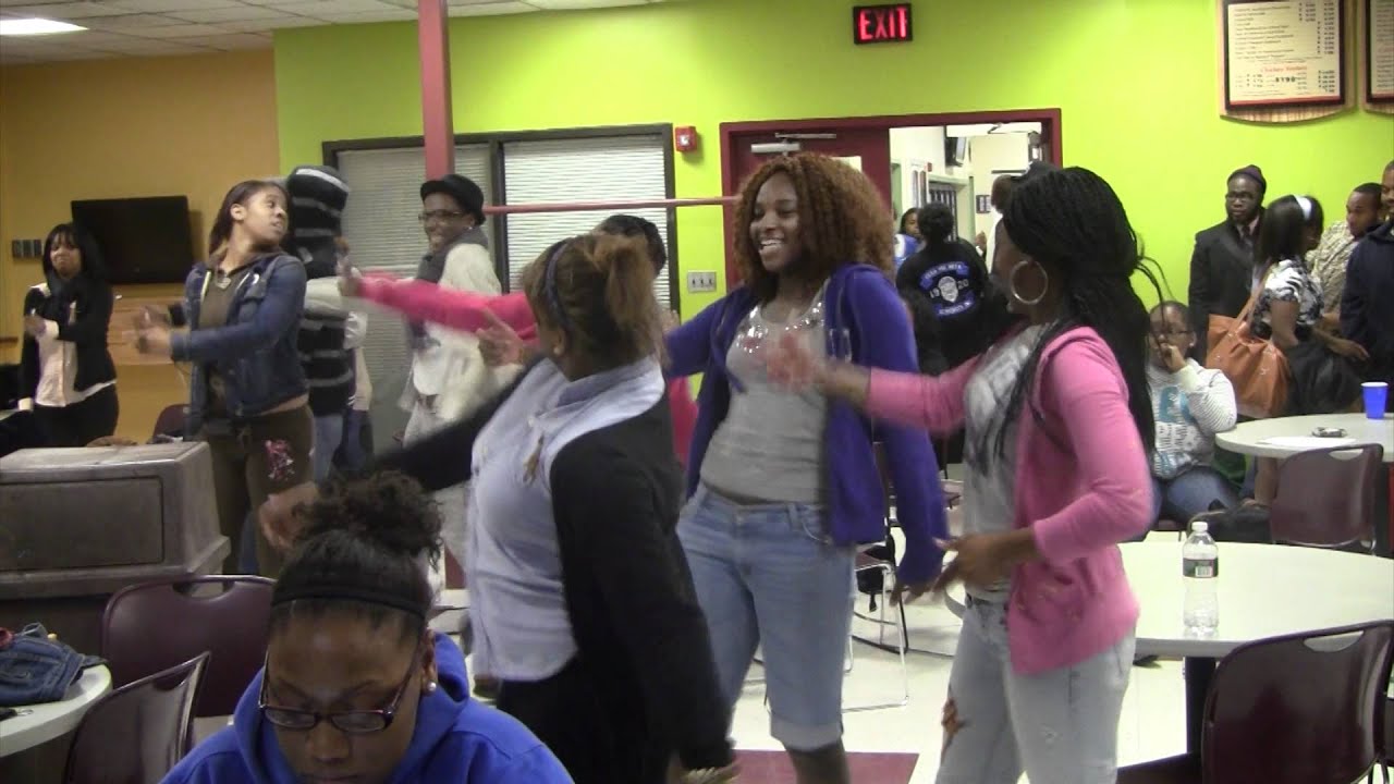 Phi Beta Sigma Lambda Chi Game Night - YouTube