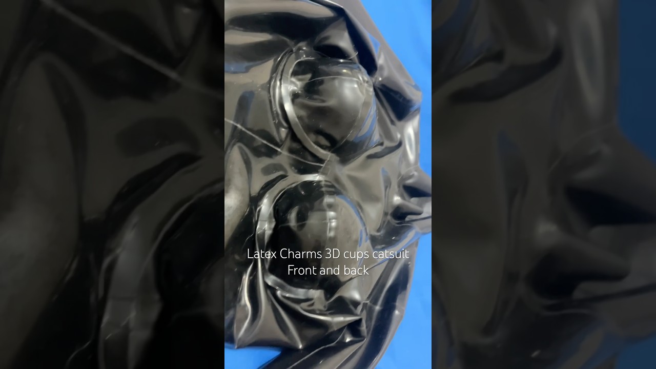 Some videos of my Latex Charms 3D cups catsuit #latexfashion #latexcharms