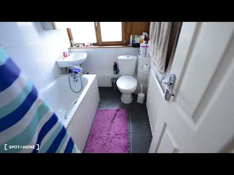 rooms-to-rent-in-3-bedroom-flatshare-in-greenwich---spotahome-(ref-213135)