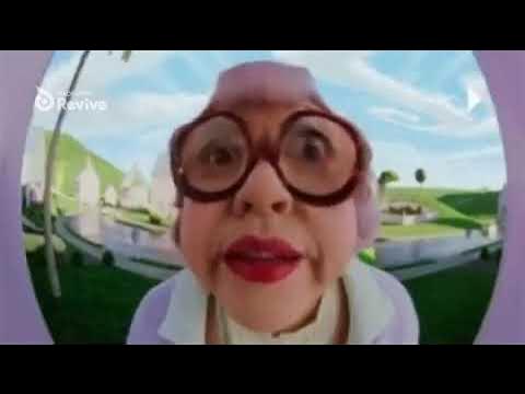 Mrs Kwan Sings world Cup - YouTube