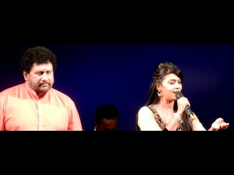 Bahon Mein Teri Masti Ke Ghere : Kala Pather : Sarrika Singh & Shrikant Live