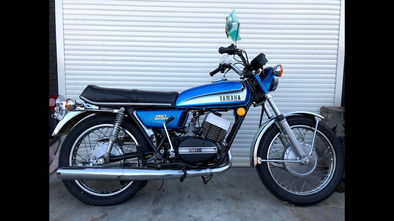 Yamaha Rd250 最初期モデルヤマハrd250旧車バイクレストアカスタム2スト Youtube Yamaha Rd250 最初期モデルヤマハrd250旧車バイクレストアカスタム2スト Youtube