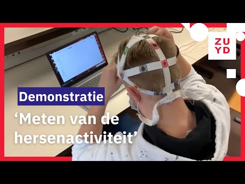 Video: Vergelijking Van EEG-meting Van Bewegingen Van De Bovenste Ledematen In Het Motorische Trainingssysteem