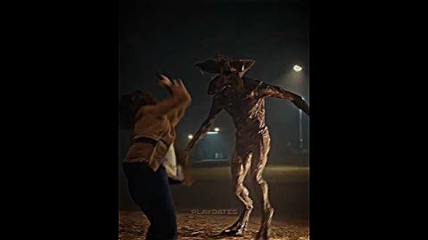 Steve farming aura hitting demogorgon#strangerthings#steveharrington#willbyers#robinbuckley